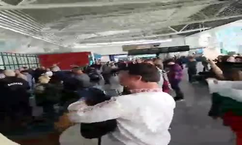 Видео от посрещането на Кобрата на летище София